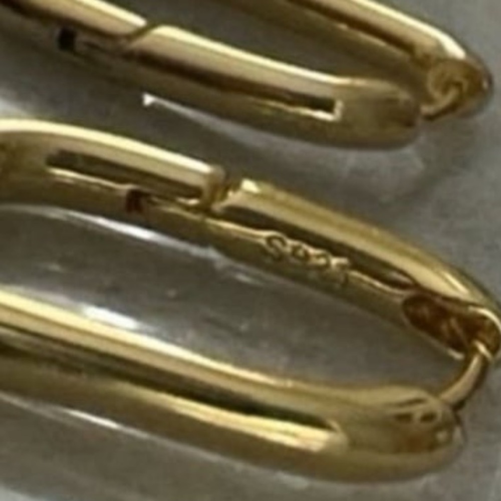 Gold Chunky Square Hoop Earrings Brand New - Picture 4 of 4